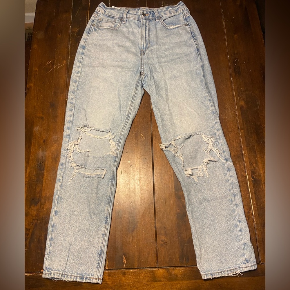 American Eagle Mom Jean